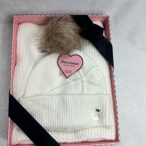 Juicy Couture White Knit Hat and scar set with Pom-Pom
